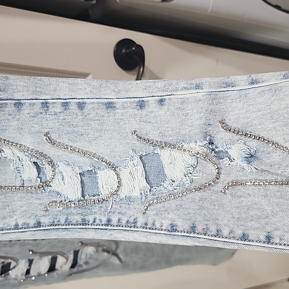 Juicy Couture Melrose Wash Indigo Studded Chain Girlfriend Jeans Women's 24 NWT - Picture 2 of 6